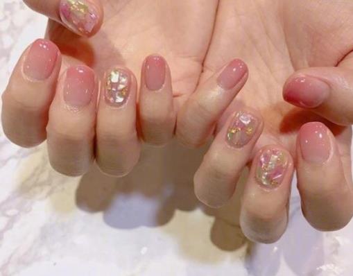 美甲起翘能补救吗？美甲贴纸能反复用吗？