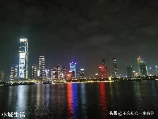 为什么现在越来越多的农民不愿意种粮食了？如何鼓励他们？