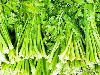 为什么大部分市场的菜从早卖到晚看上去还是很新鲜？