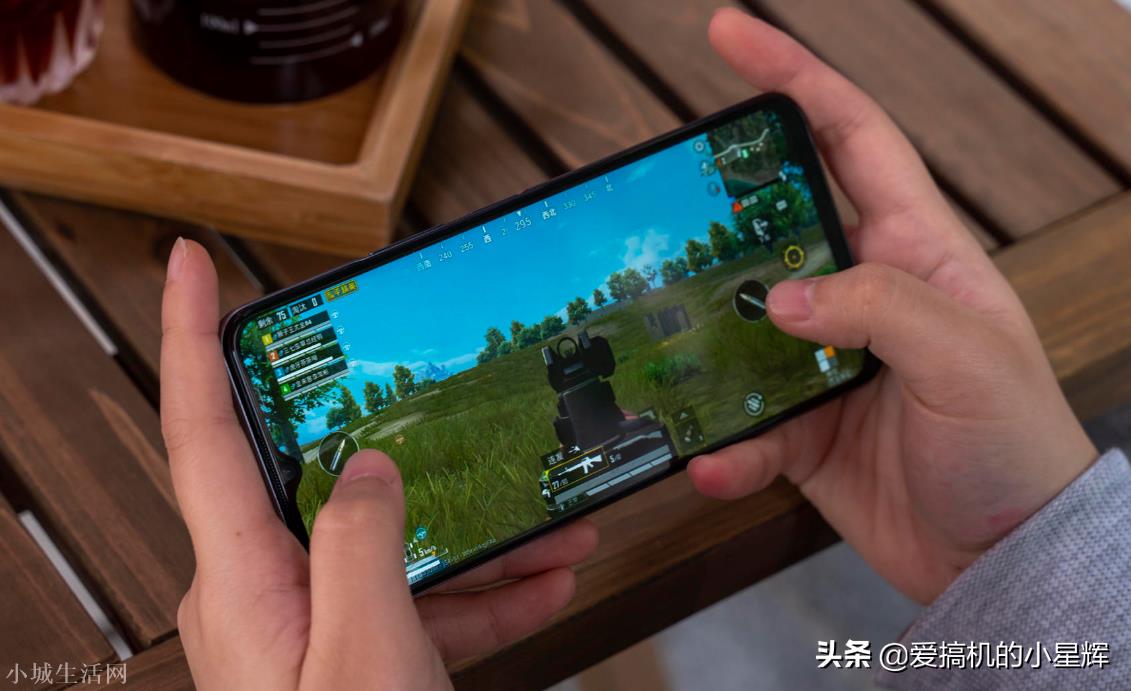 跌至1899元，骁龙芯+256GB+120Hz高刷，vivo优质千元机