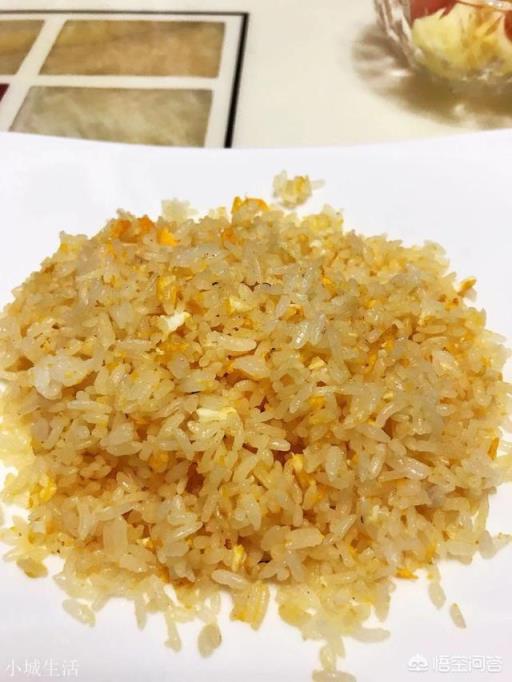 蛋炒饭到底是先炒蛋还是先炒饭?你是怎么做蛋炒饭的?