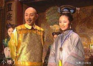 为什么在苏麻喇姑死的时候，她会说“从没爱过伍次友，一辈子只爱过康熙一人”？