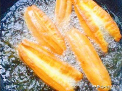 河南油条的面怎么和？