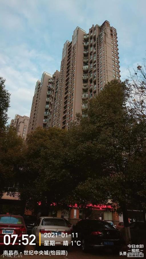房價很高，不少樓盤開盤就售罄，房子這么好賣，可一些開發商依然還花大價錢打廣告，為什么？