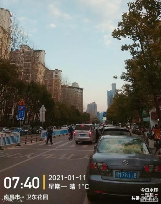 房價很高，不少樓盤開盤就售罄，房子這么好賣，可一些開發商依然還花大價錢打廣告，為什么？