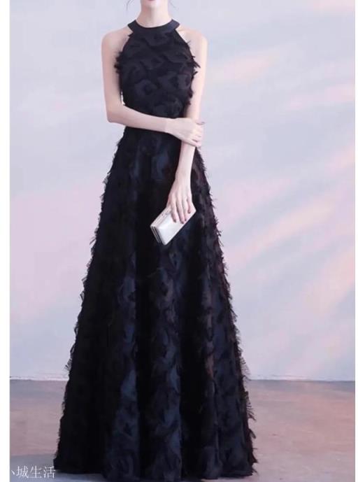 什么颜色的裙子最有气质?