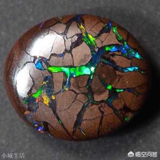 想买一枚欧泊,都有什么种类的欧泊?