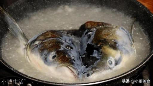 请问鱼汤怎么才能又白又鲜没腥味?