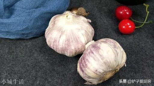 腌腊八蒜把蒜放入方便袋里腌行吗？