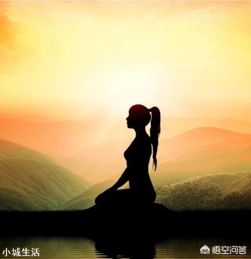 节食减肥一个半月，导致姨妈没来，恢复正常吃饭一个月了，月经还是不来，要多久才能来？