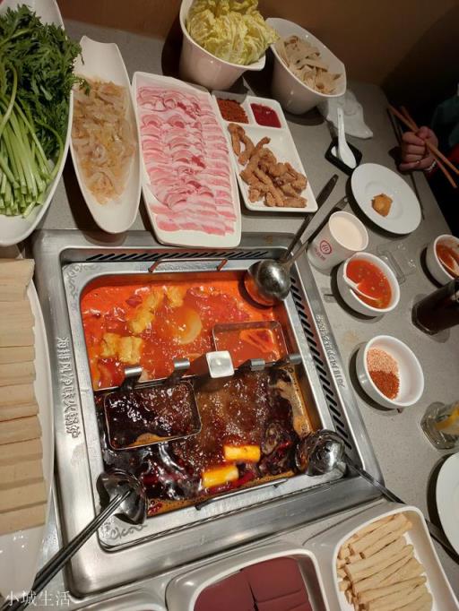 你觉得，火锅中的素菜之王是什么？