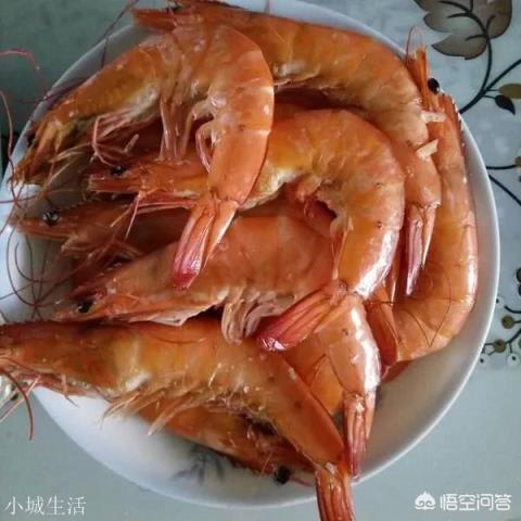 为什么有些螃蟹一煮,壳会变红?