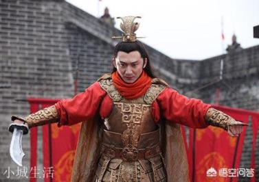 除了宇文成都能克制李元霸之外，为什么伍天锡也能克他？