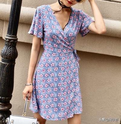 夏装如何搭配才显得漂亮?
