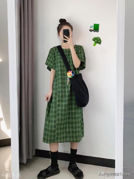 夏装如何搭配才显得漂亮?