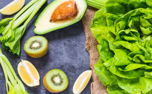 【红酒可以和芝麻一起吃吗】红酒加芝麻等于抗衰老吗