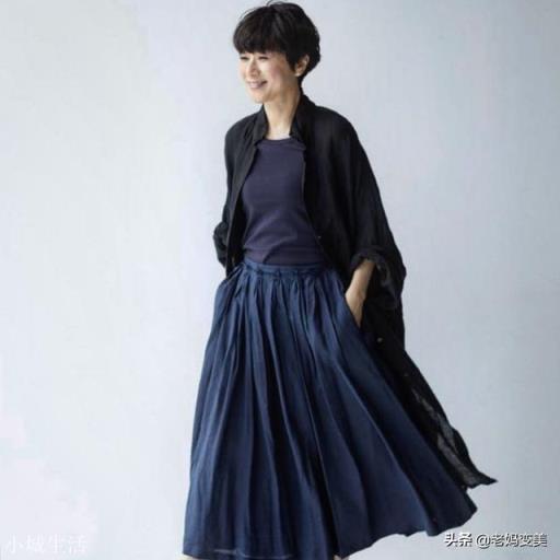 矮个又略显肥胖的中年女性，适合穿裙子吗？为什么？