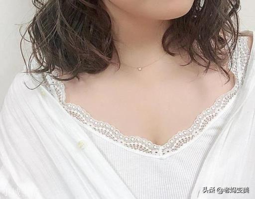 矮个又略显肥胖的中年女性，适合穿裙子吗？为什么？