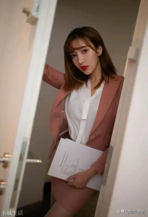 您一般喜欢什么样的服饰类型？