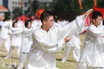 练习太极拳会损伤膝关节吗？