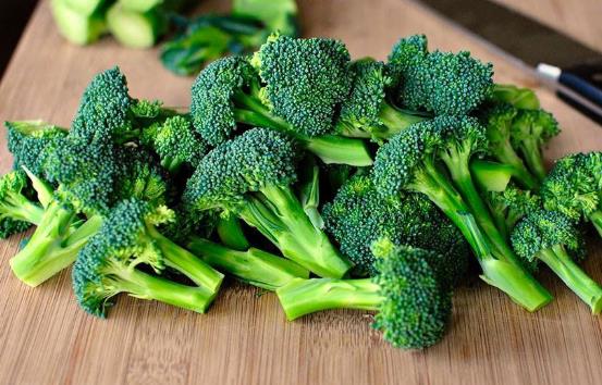 通过饮食来治疗疾病 皮肤病患者的两个食疗方