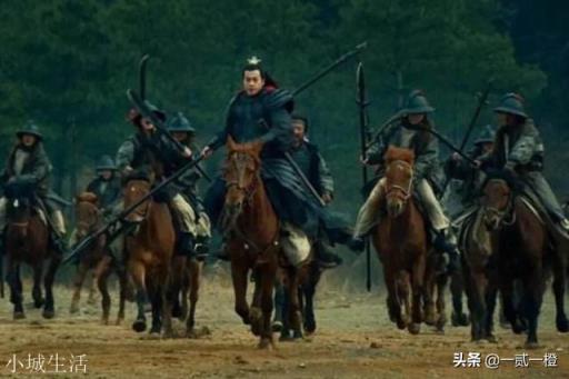 三国时期，如果不是部下叛变，曹操能擒拿天下无敌的吕布吗？
