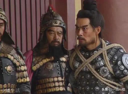 三国时期，如果不是部下叛变，曹操能擒拿天下无敌的吕布吗？