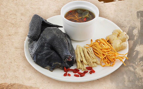 红参炖汤配什么好 红参炖汤的食谱