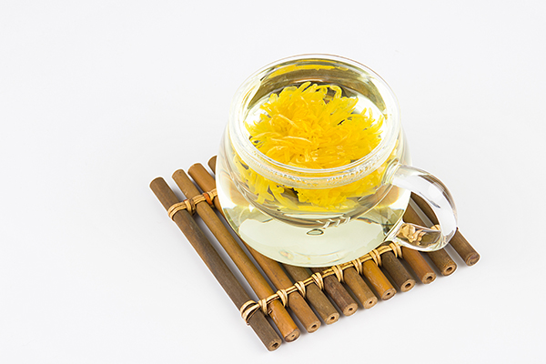 莲子心和什么搭配泡水喝最好 莲子心茶的最佳做法