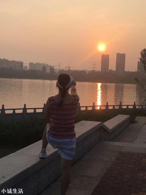 早起跑步的都是哪些人?
