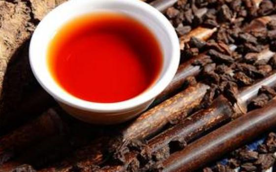 喝普洱茶头晕是怎么回事?喝普洱茶会有哪些不良反应?