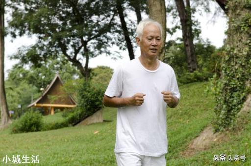65歲后還能跑步嗎？怎么鍛煉好？