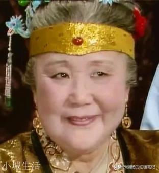 《红楼梦》里，元春省亲时为什么在夜里进行？