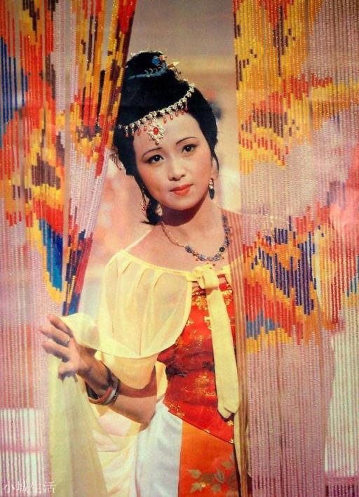 为什么《红楼梦》中开头要写甄士隐女儿被拐的事？