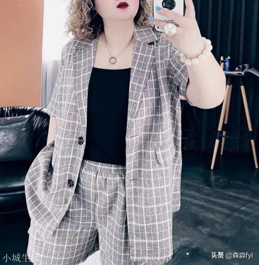 有没有适合胖女孩穿的春装夏装,有时尚感一些的店铺?