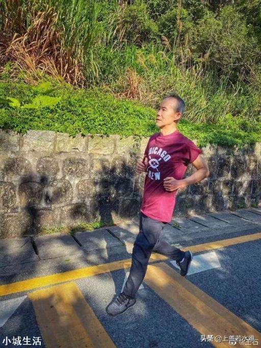 那些每天跑步的人，是如何坚持下来的？