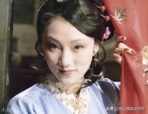 《红楼梦》中的秋桐最后哪去了？