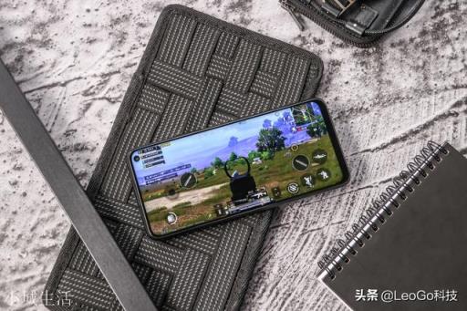 2000元可以买到什么性价比高的手机？