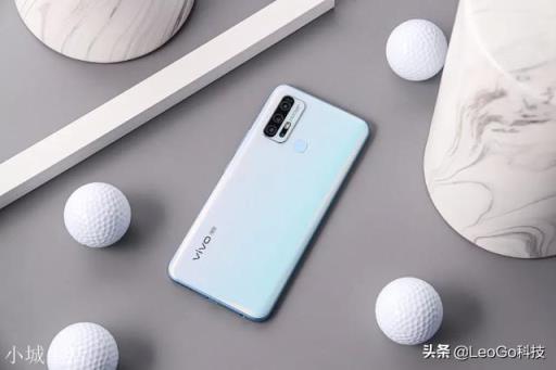 2000元可以买到什么性价比高的手机？