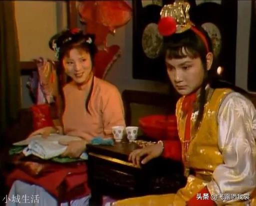 《红楼梦》袭人和宝玉偷试，真的不越礼吗？