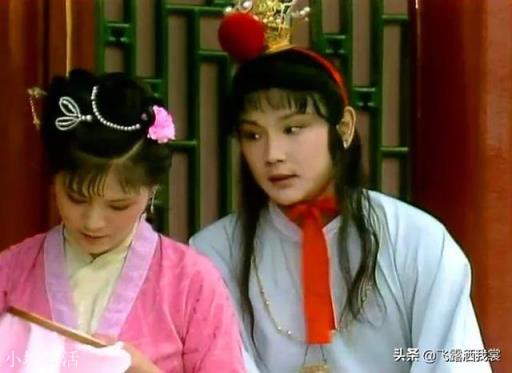 《红楼梦》袭人和宝玉偷试，真的不越礼吗？
