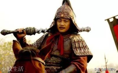 《隋唐演义》中，打铁出身的尉迟恭为什么武功那么厉害呢？