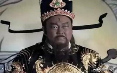 唐朝有魏征，宋朝有包拯，明朝有海瑞，为何清朝缺少铁骨谏臣？