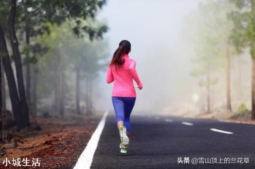 我老婆36岁天天跑步，身体没变好，衰老还加速了，是怎么回事？