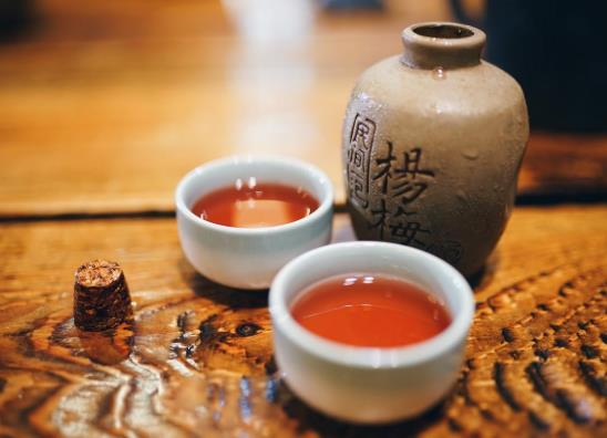 泡杨梅酒用什么杨梅最好?泡杨梅酒泡久了有毒吗?
