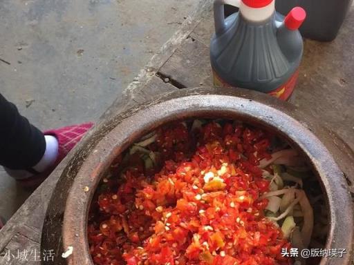 萝卜干能和生姜蒜头红辣椒一起腌制吗?怎么样?