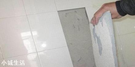 家里把地板磚當墻磚用，現在脫落怎么處理？