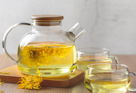 菊花泡水喝有什么好处