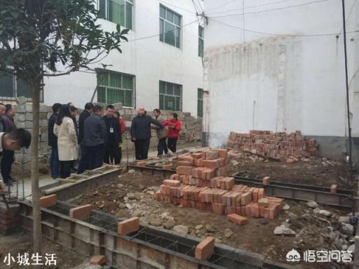 户口在城市，农村老家的旧房能翻新吗？