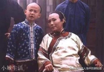《大宅门》中黄春已经怀了白家的骨肉，为什么二奶奶还要把他们赶出白家？